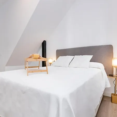 Bhost - Regina Vi Apartment *