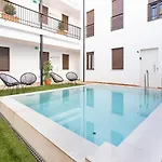 Bhost - Regina Vi דירה קורדובה